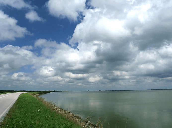 Moto Turisti Emilia Romagna dalle Valli di Comacchio al mare Adriatico