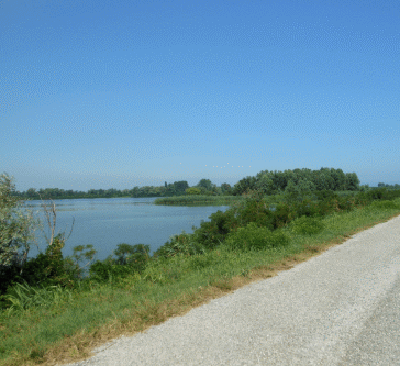 Moto Turisti Emilia Romagna dalle Valli di Comacchio al mare Adriatico