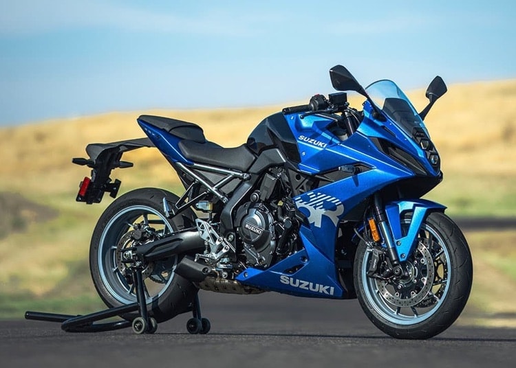 Suzuki GSX-8R: Prestazioni sportive e comfort in una sola moto